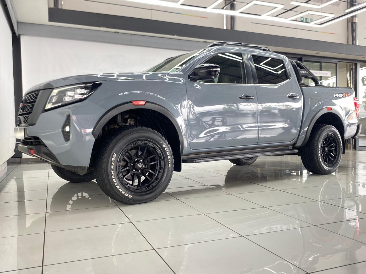 Nissan Navara 2.5DDTi Double Cab PRO-4X 4×4