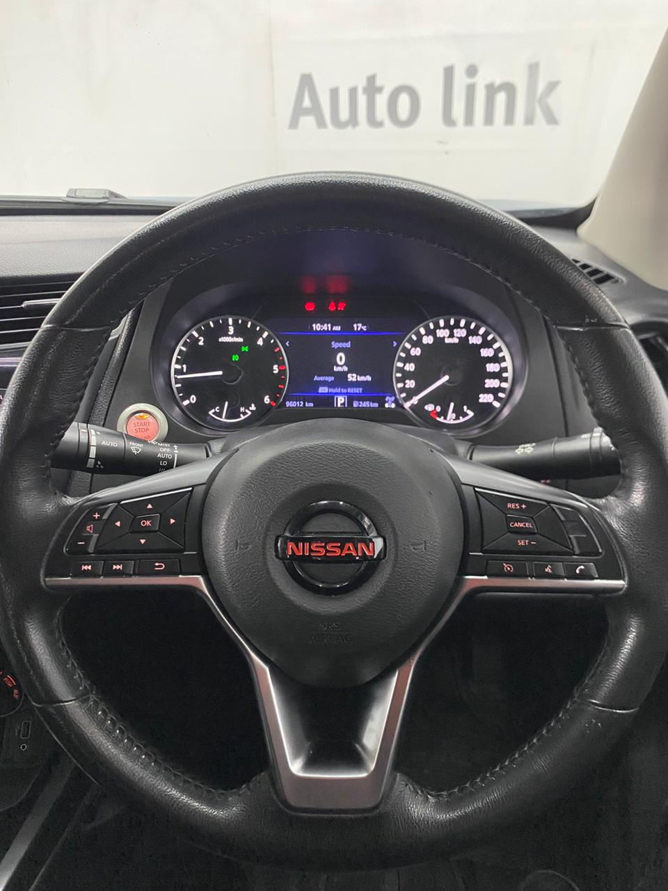 Nissan Navara 2.5DDTi Double Cab PRO-4X 4×4