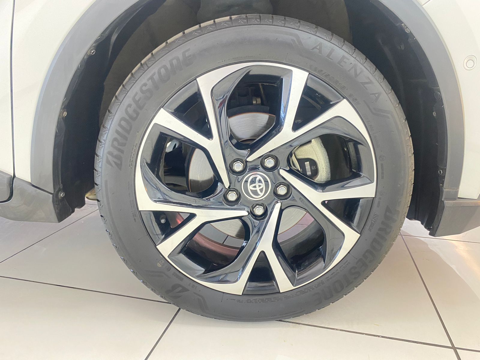 Toyota C-HR 1.2T Luxury