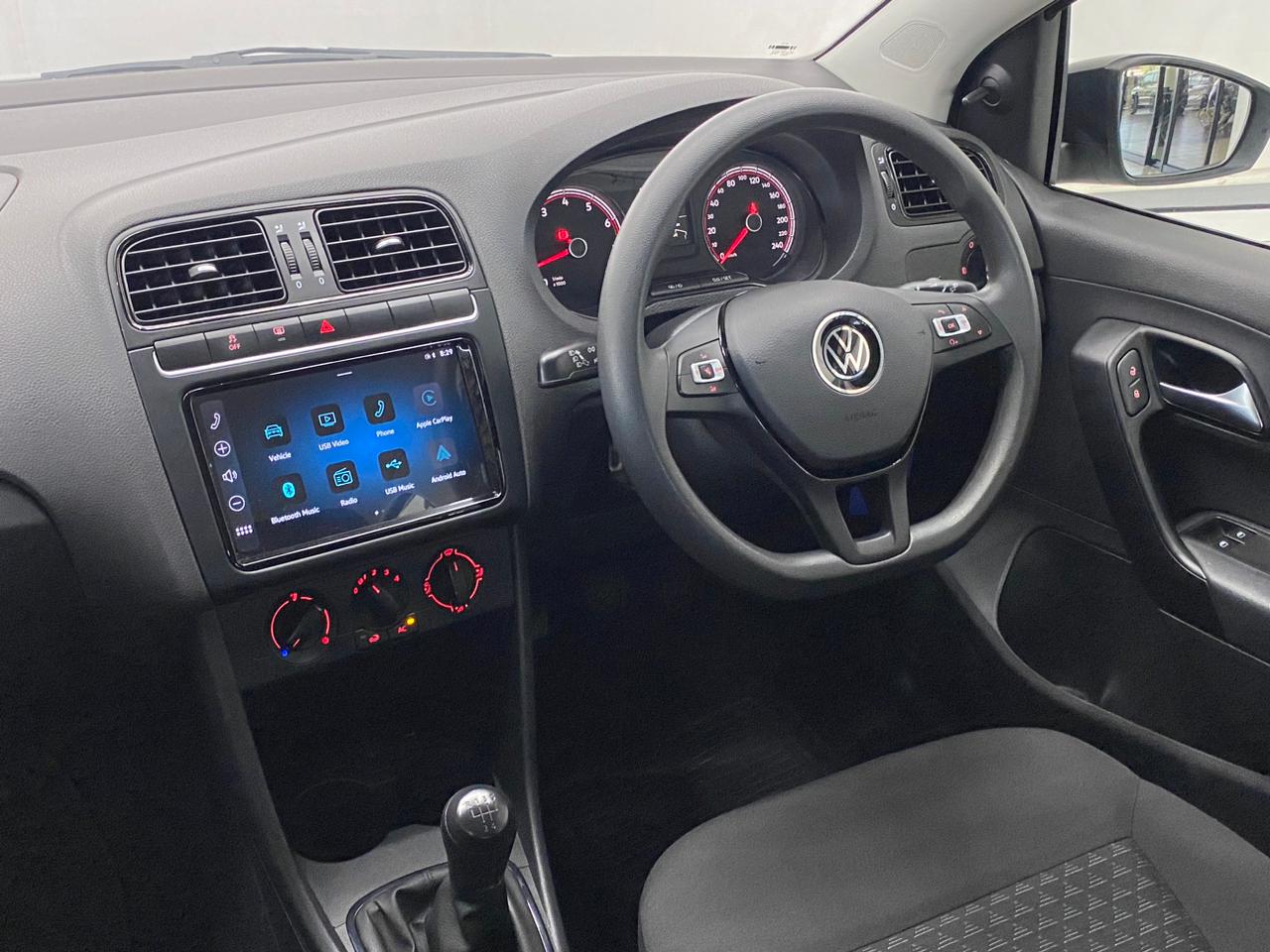 Volkswagen Polo Vivo Hatch 1.4