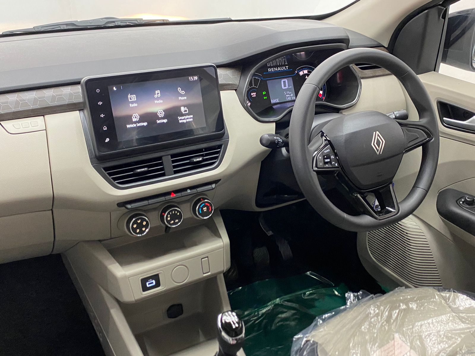 Renault Triber 1.0 Techno