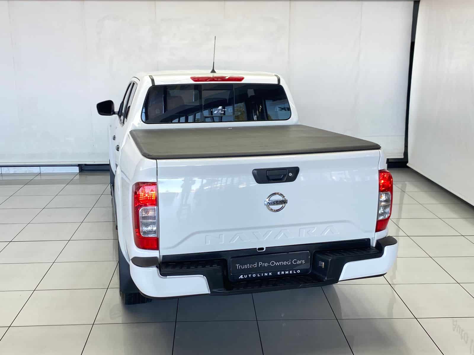 Nissan Navara 2.5DDTi Double Cab SE Auto