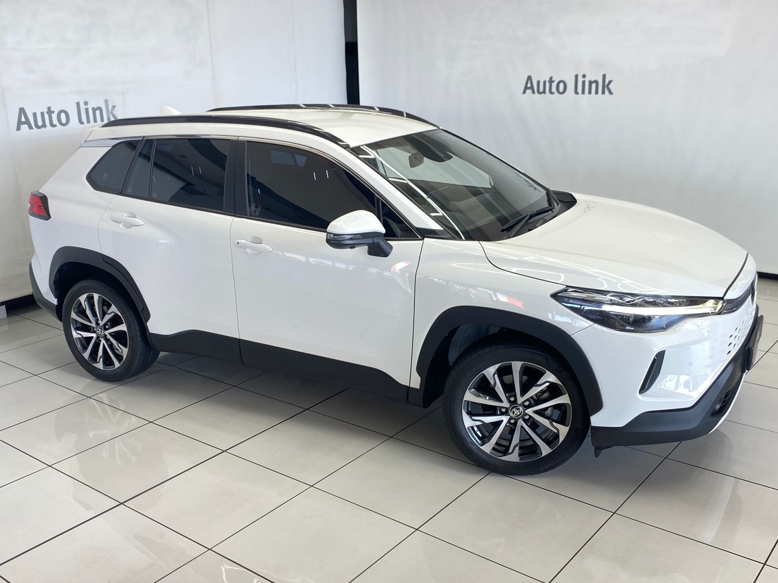 Toyota Corolla Cross 1.8 XR