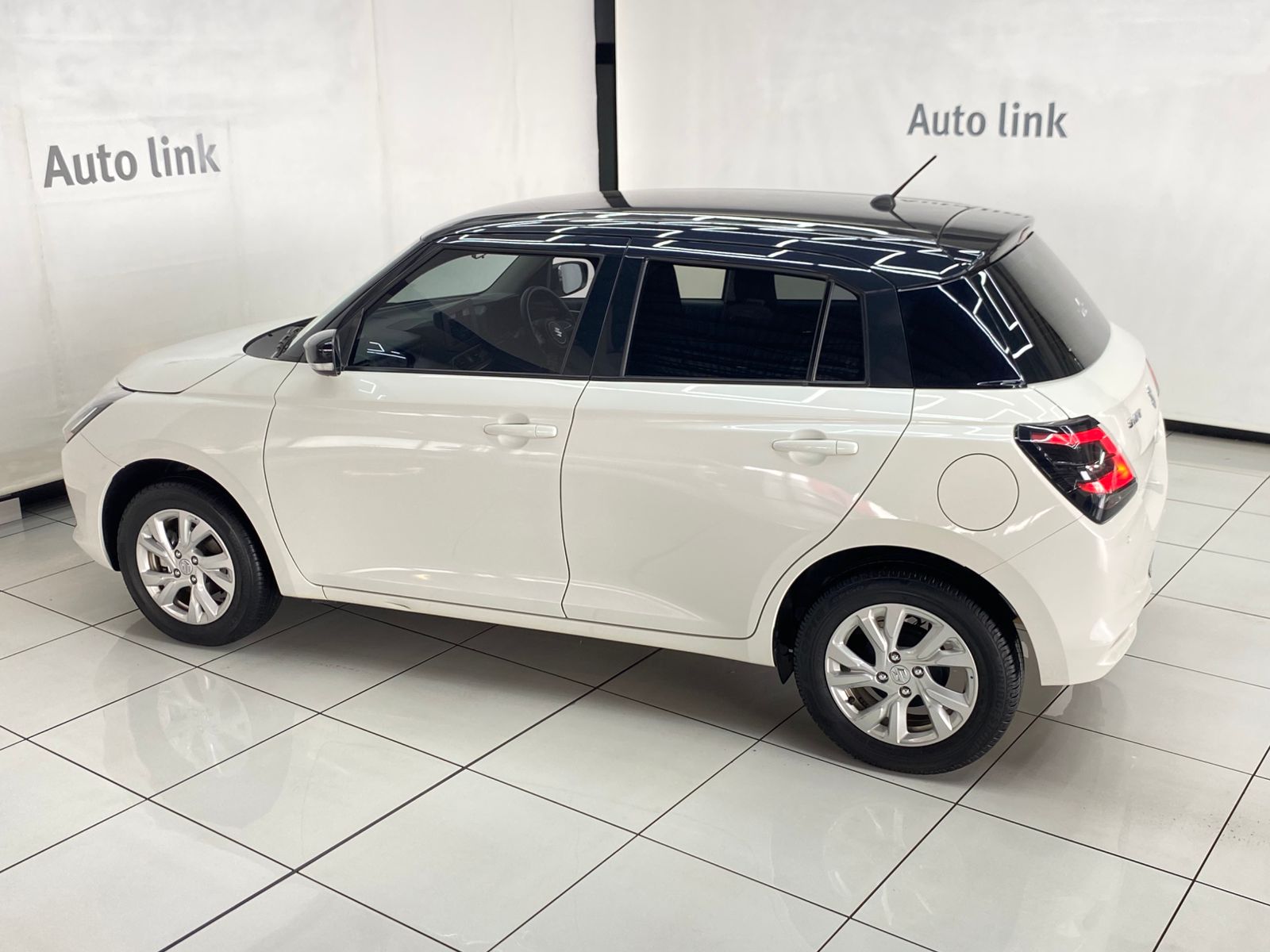 2025 Suzuki Swift 1.2 GL+ CVT