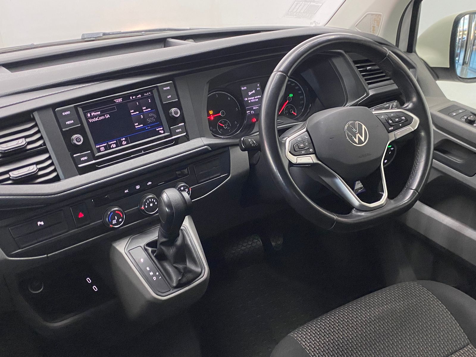 Volkswagen Kombi 2.0TDI SWB Trendline Auto