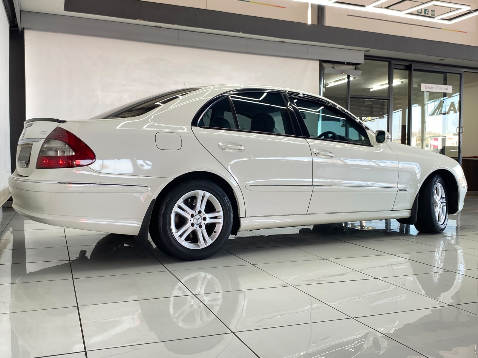 Mercedes-Benz E-Class E 220 CDI Avantgarde