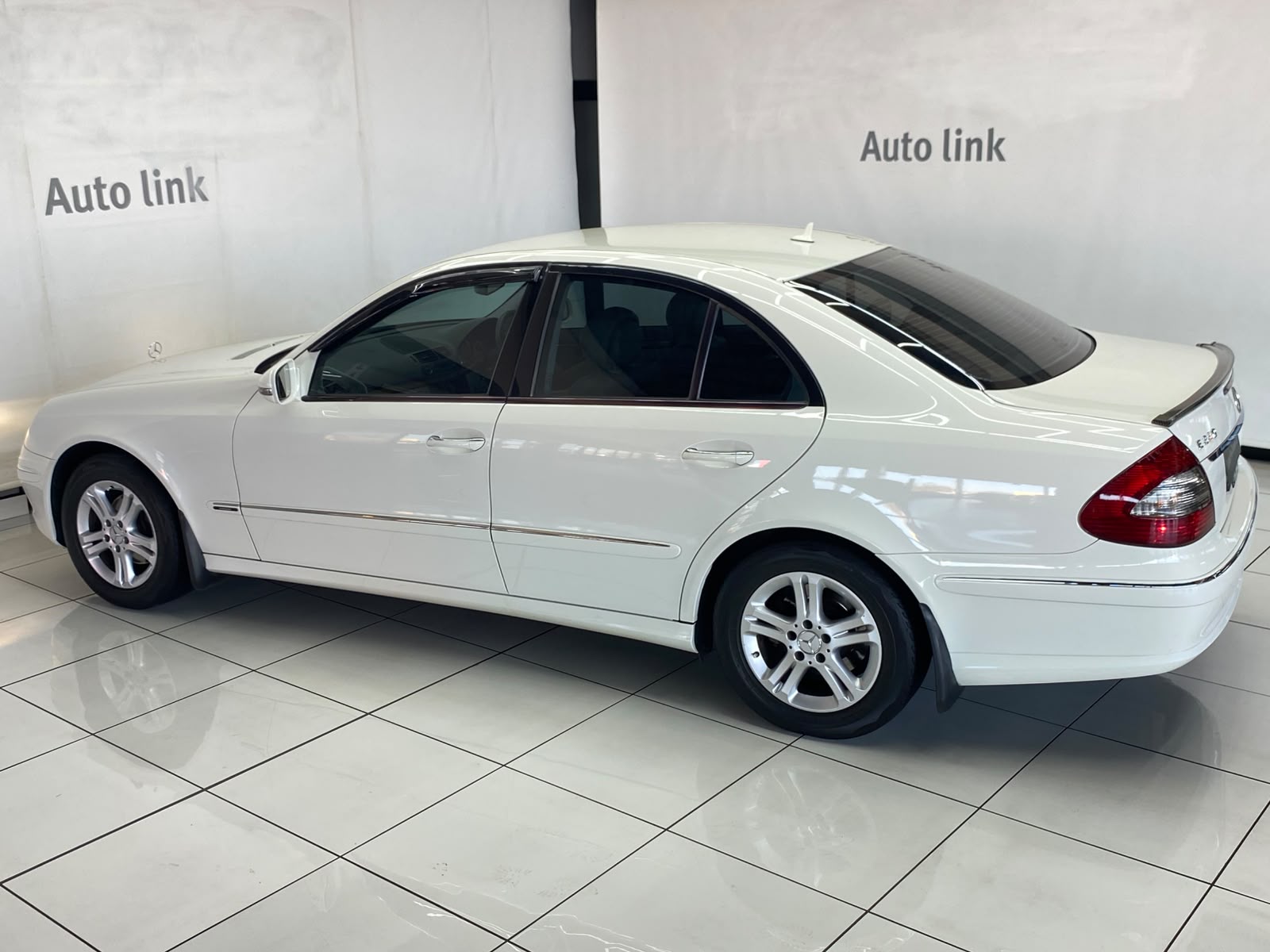 Mercedes-Benz E-Class E 220 CDI Avantgarde