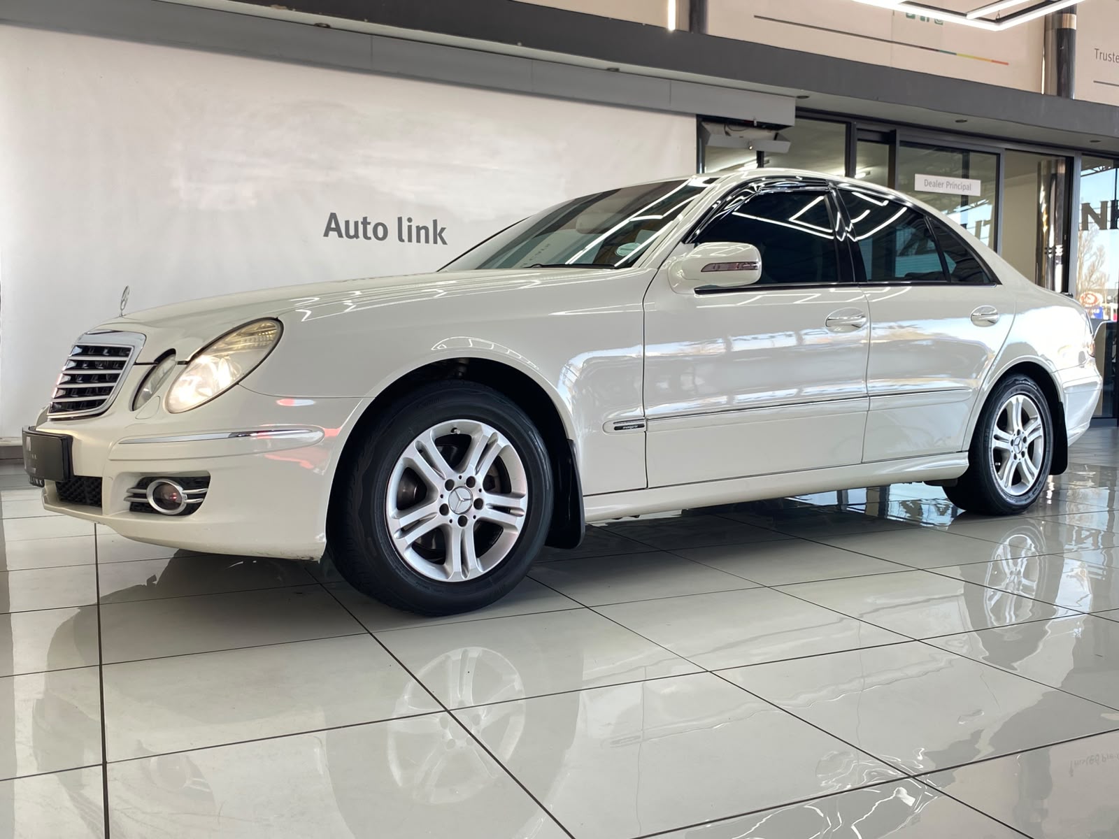 Mercedes-Benz E-Class E 220 CDI Avantgarde