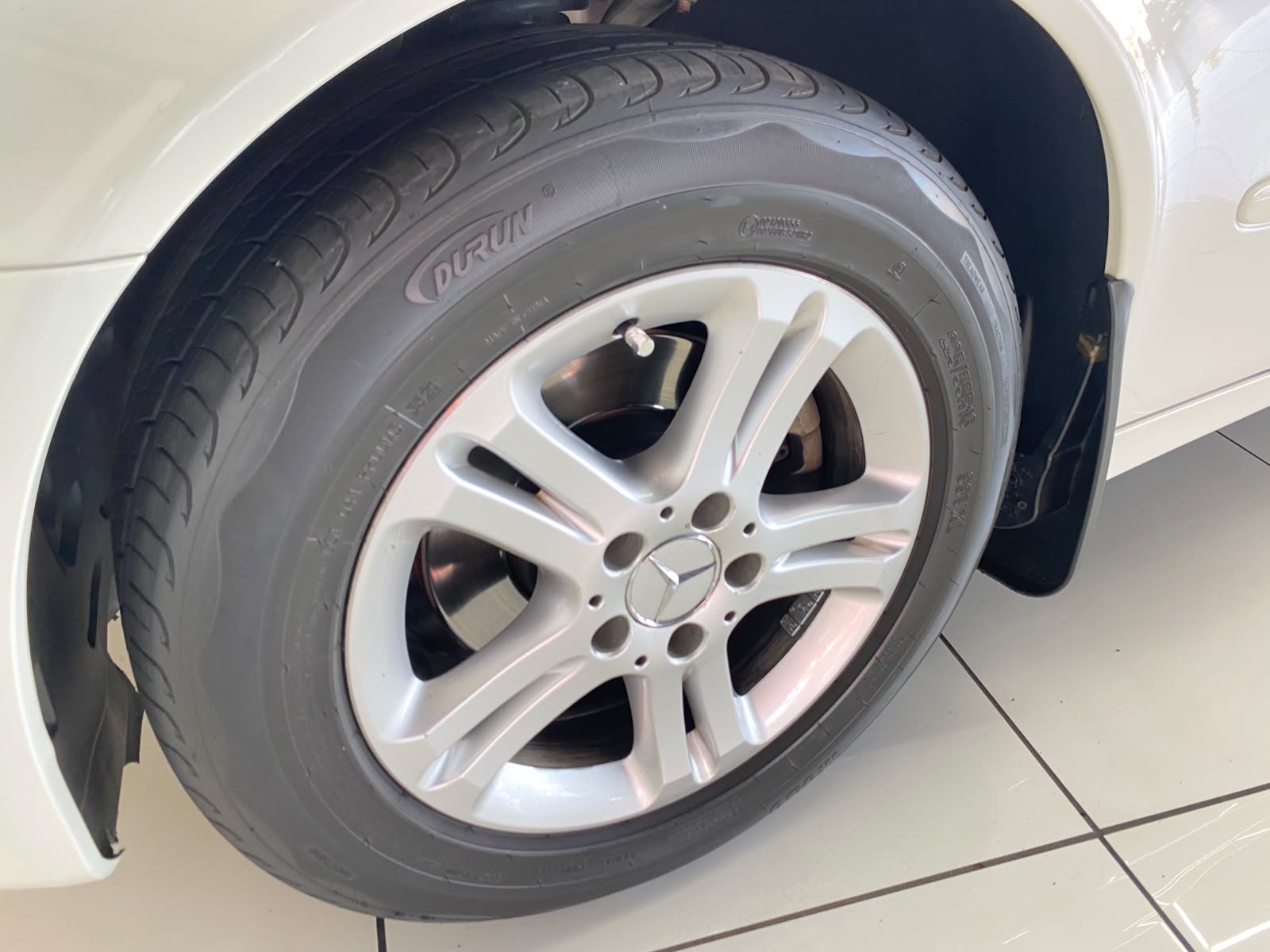 Mercedes-Benz E-Class E 220 CDI Avantgarde