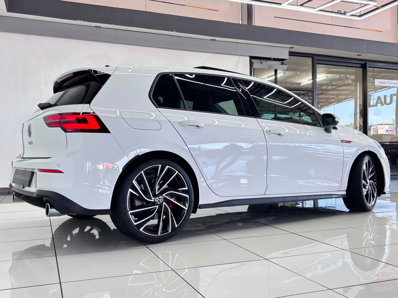 Volkswagen Golf GTI