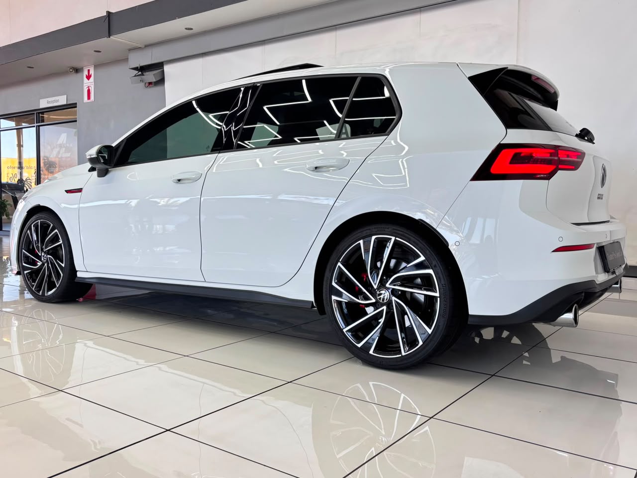 Volkswagen Golf GTI