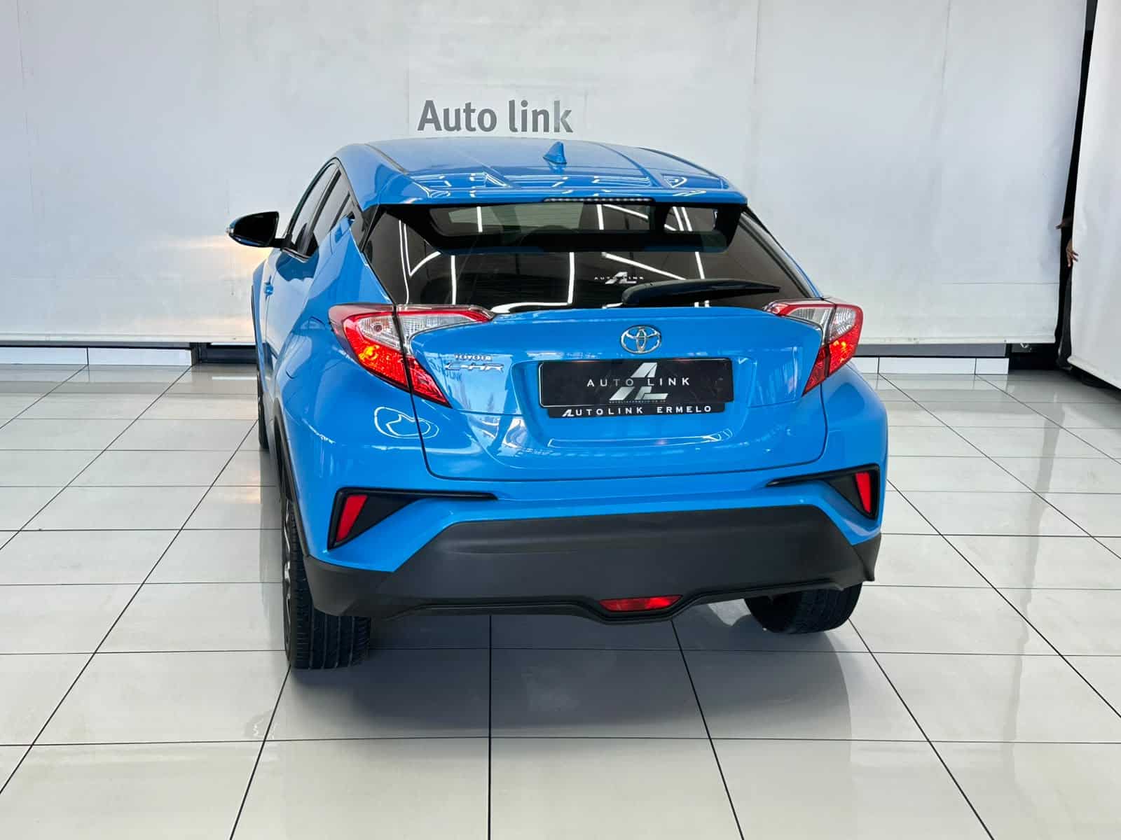 Toyota C-HR 1.2T Plus Auto