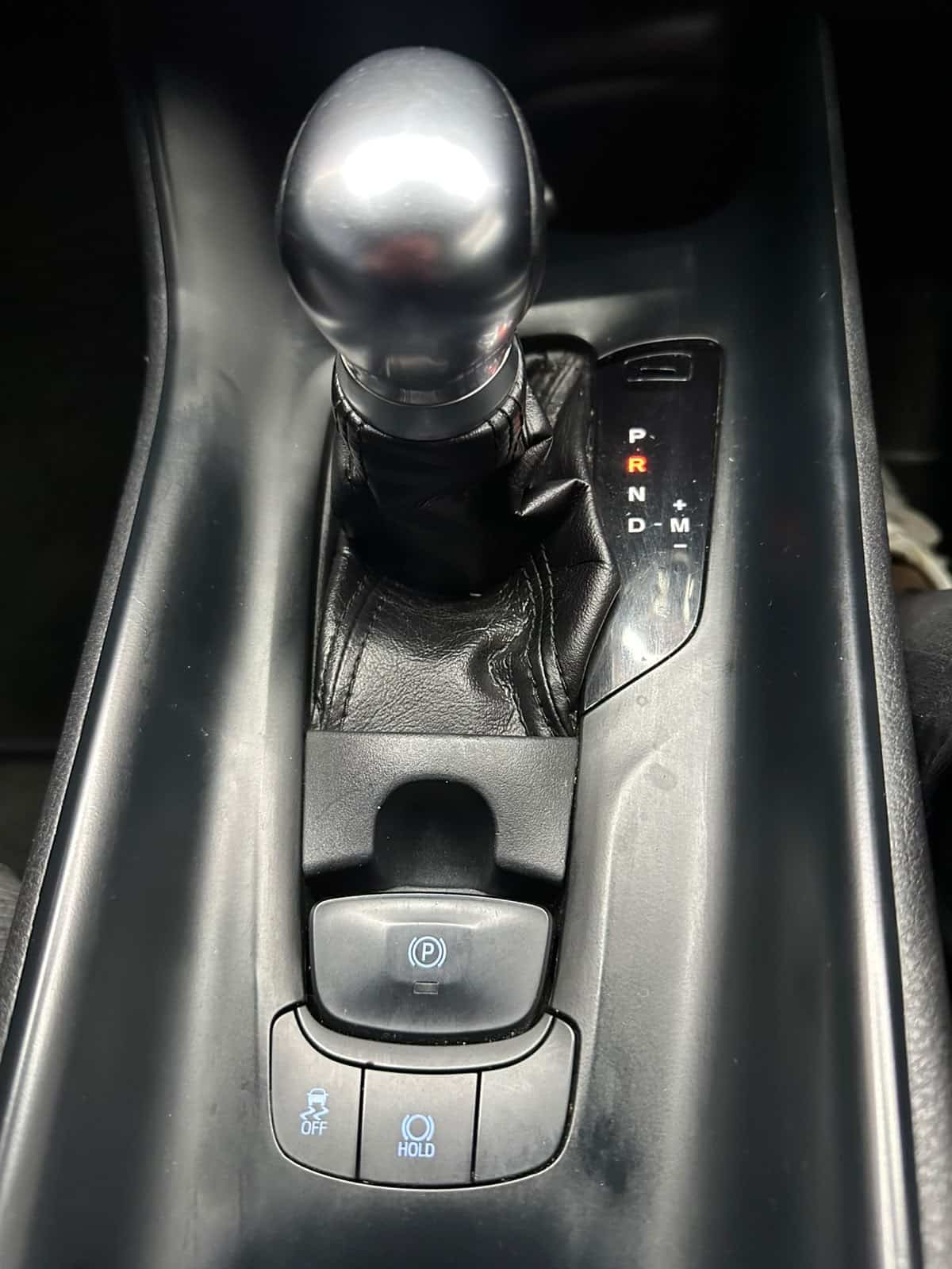 Toyota C-HR 1.2T Plus Auto