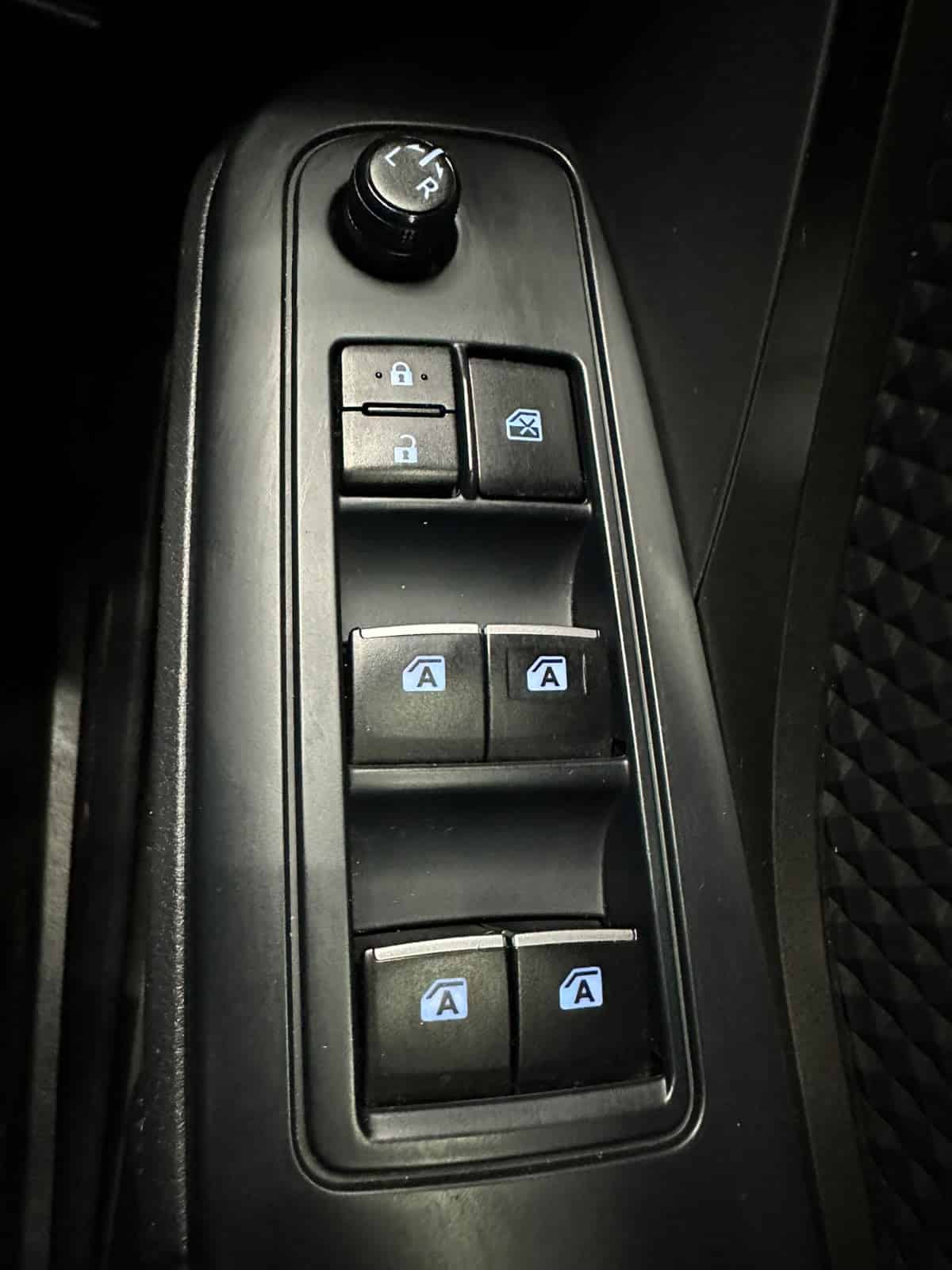 Toyota C-HR 1.2T Plus Auto