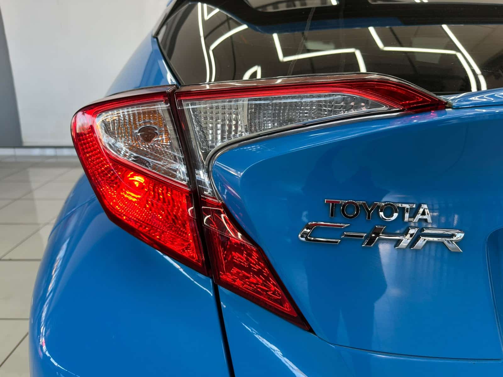 Toyota C-HR 1.2T Plus Auto